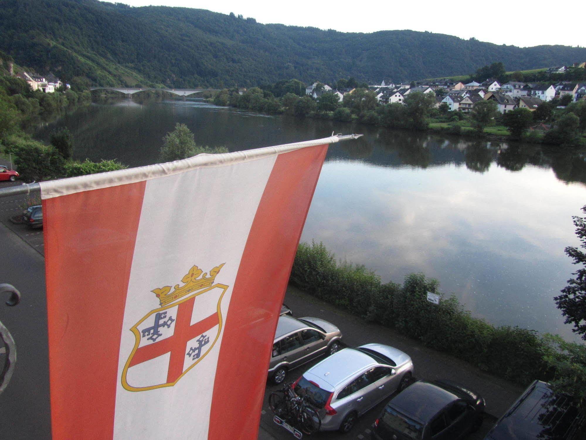 شقة Mosel Panorama زيل ان دير موسل المظهر الخارجي الصورة
